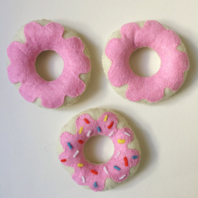 diy felt donuts 07