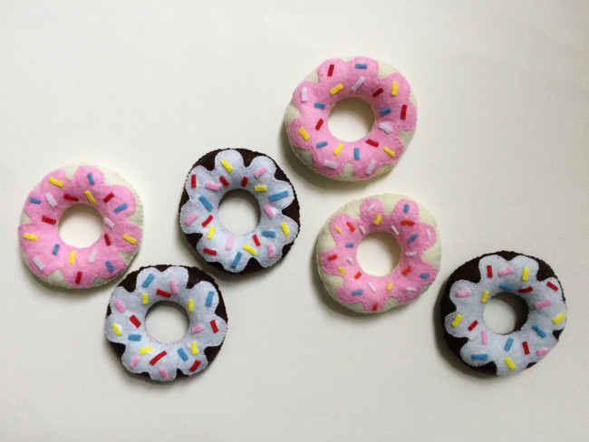 diy felt donuts 08