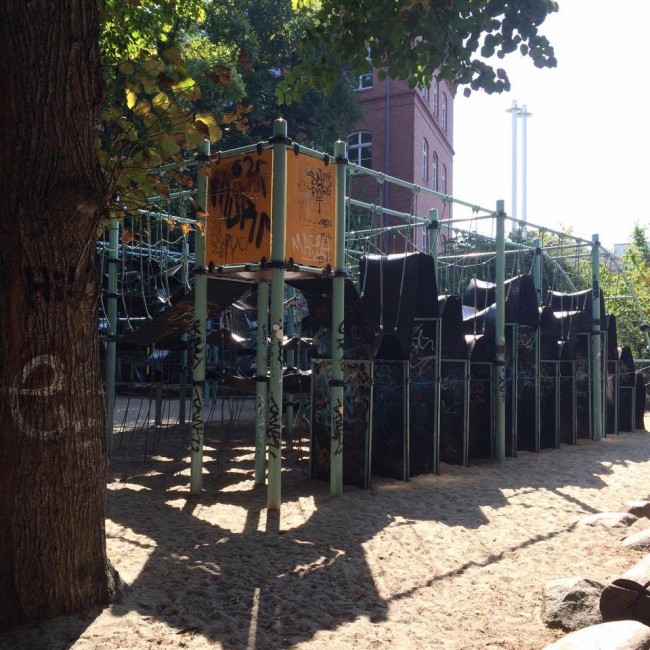 Gummi Spielplatz Berlin Schoeneberg