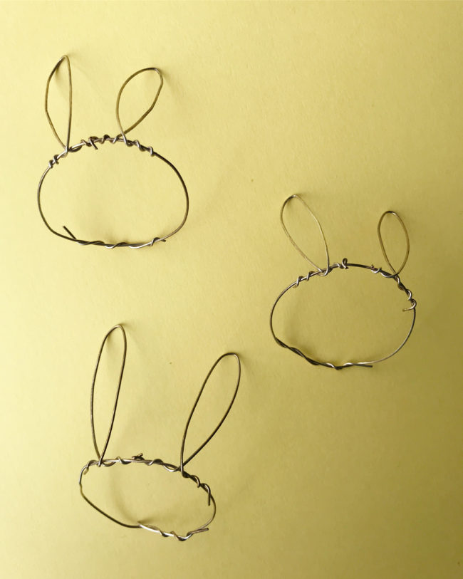 Easter Decor DIY Wire Bunny Ears Tutorial