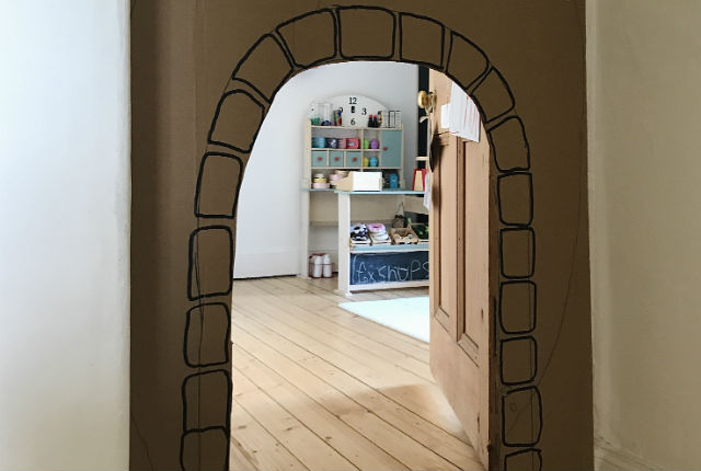 Easy Peasy DIY Cardboard Castle Doorway