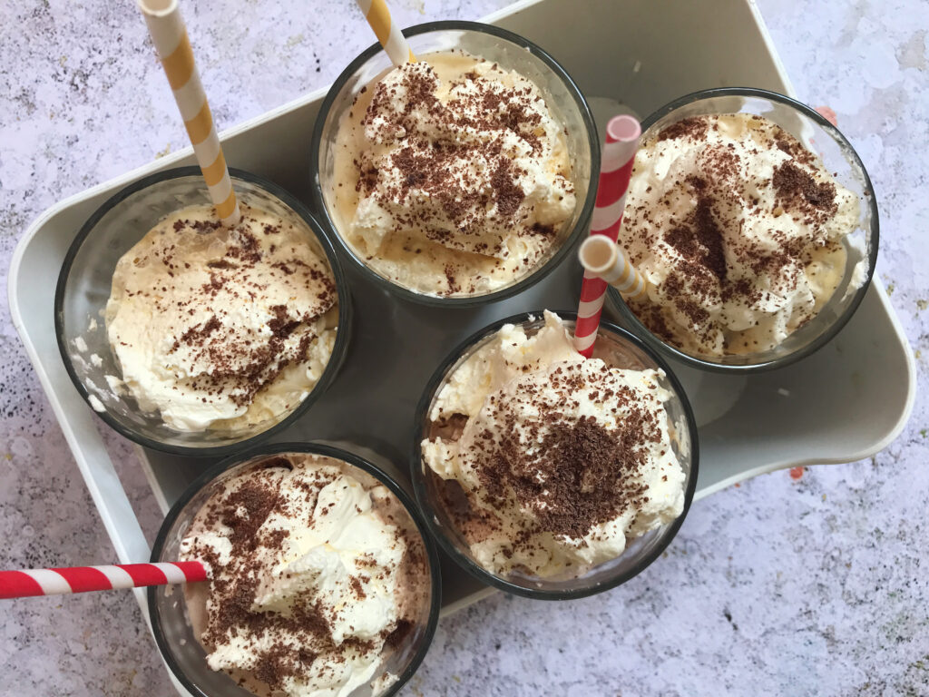 Eis Schokolade Kaffee German Ice Cream Drinks