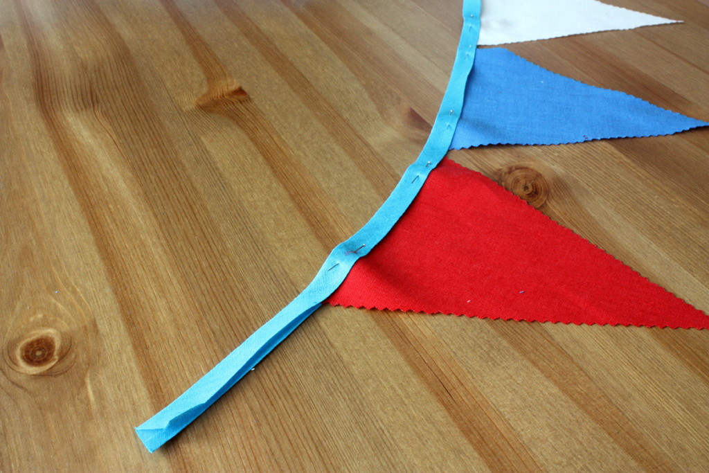 DIY Jubilee Bunting