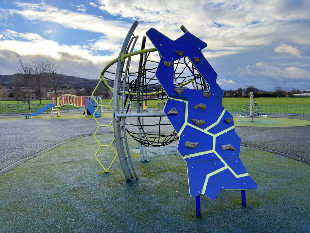 Colinton Mains Park Playground