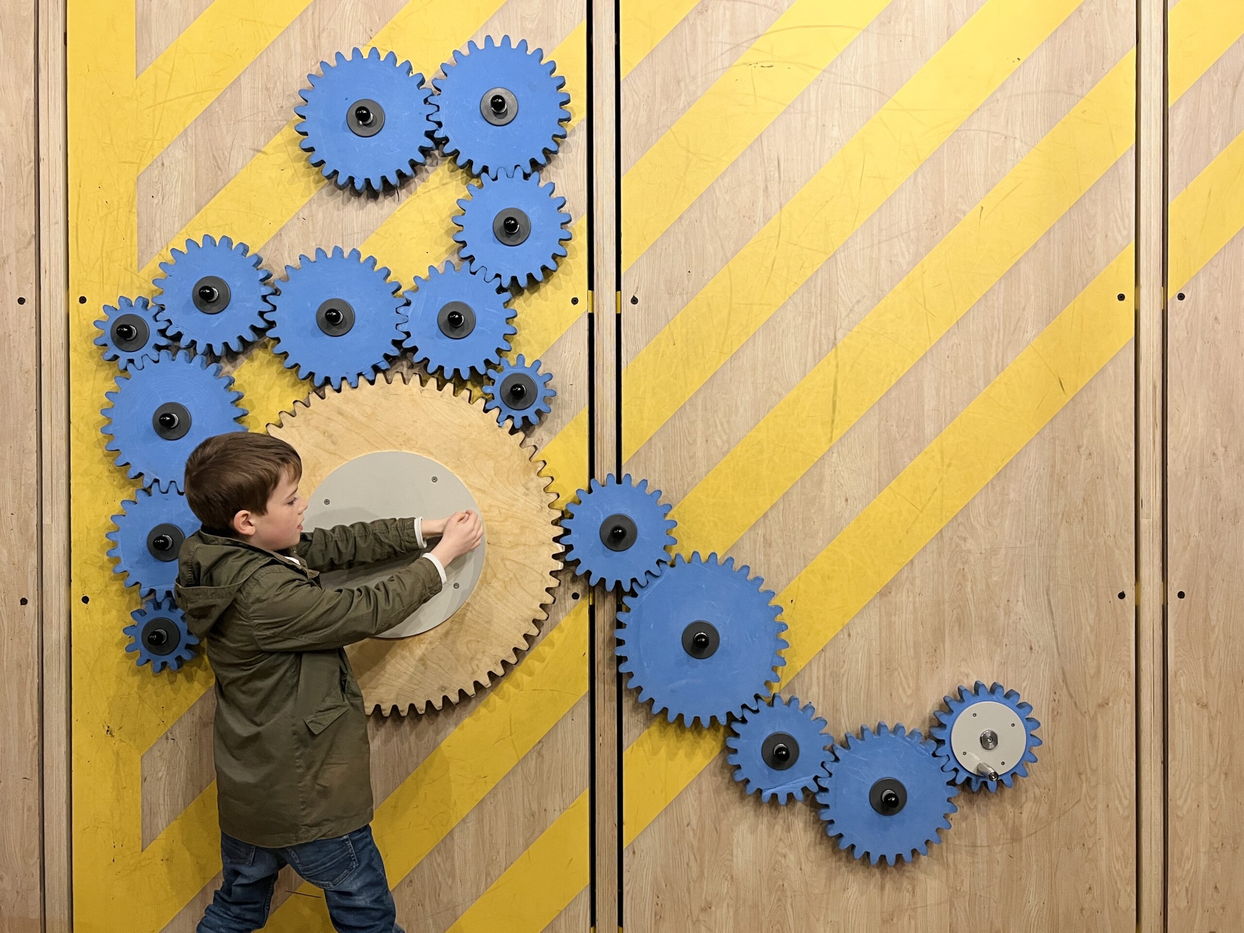 Dundee Science Centre We Are Inventing Zone